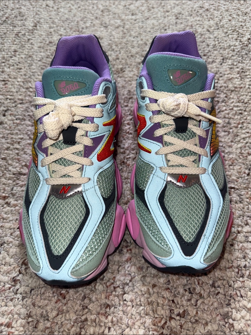 New Balance 9060 - Picture 2 of 5